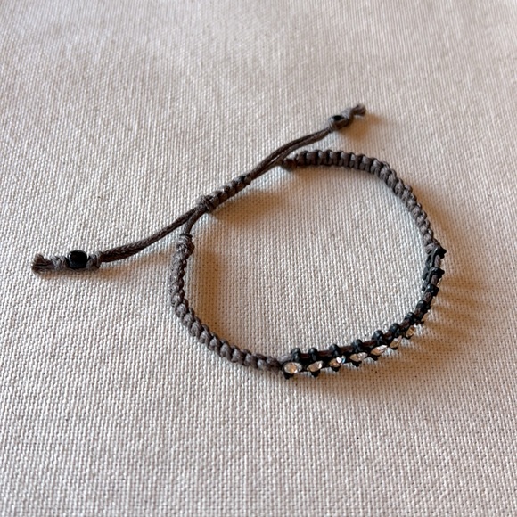 Gloriana Crystal and Macrame bracelet - Picture 3 of 6